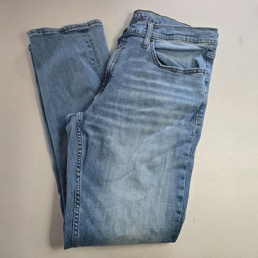 U.S. Polo Assn. Jeans Men's 36 x 31 (tag 32) Blue Medium Wash Activate Stretch